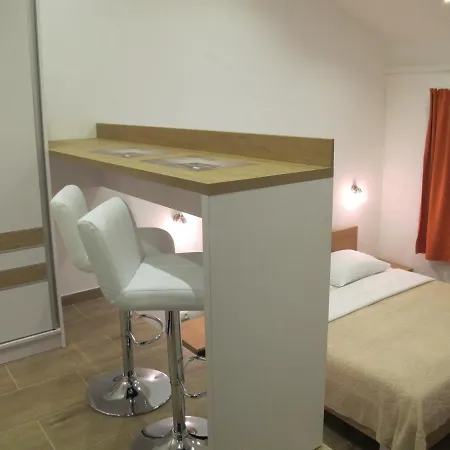 Antonia Apartman